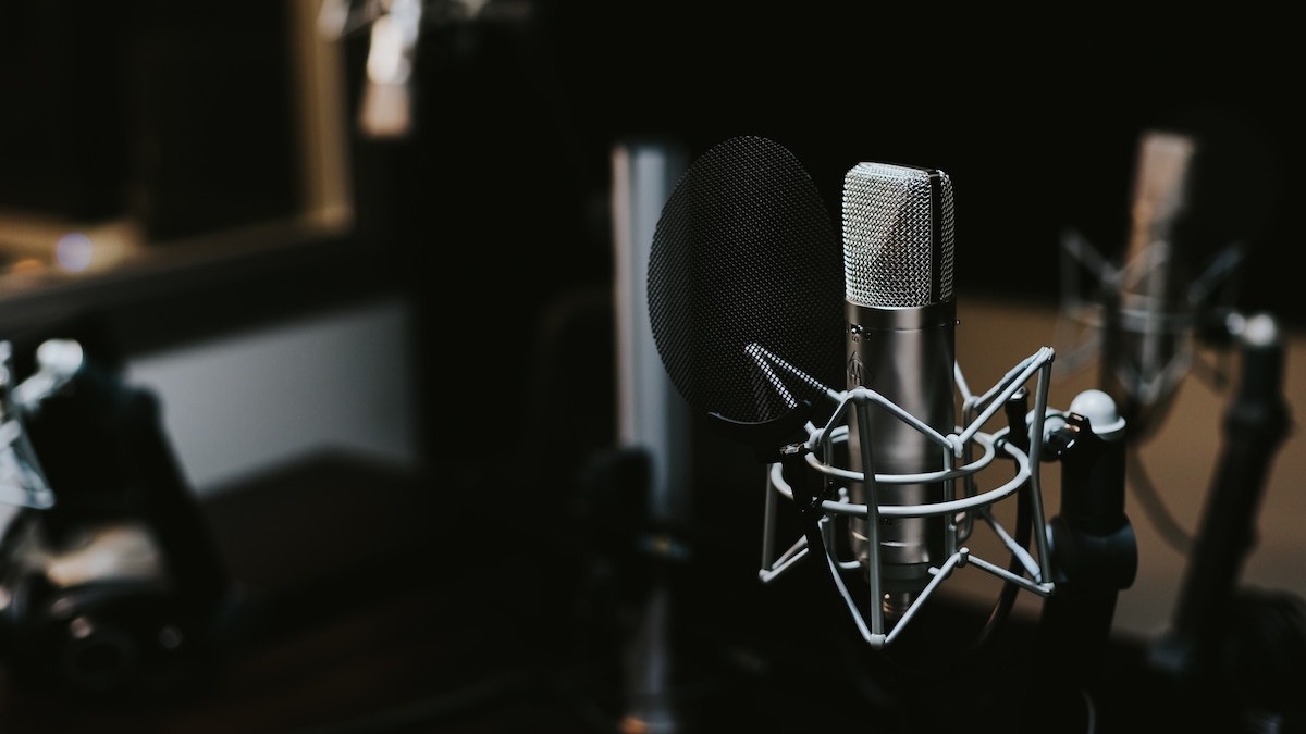 Benefits of using a recording microphone